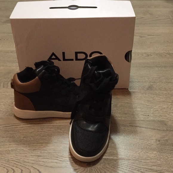Boys Sz 1/2 Aldo Thelawet Blk Tan high top sneaker - Picture 3 of 14